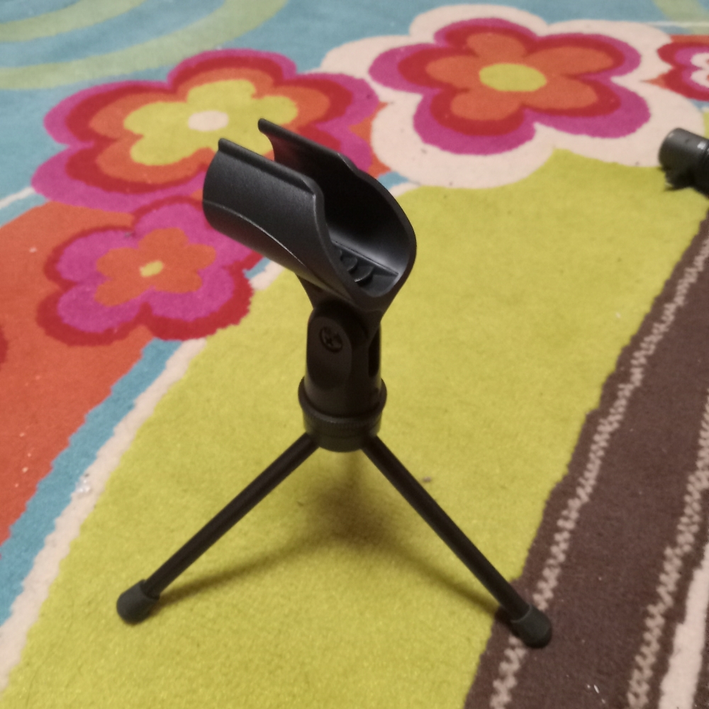 Microphone and Headphone Set - Picture 6 of 10
